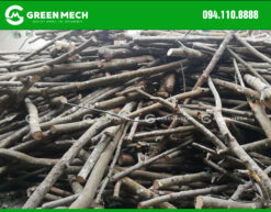 Nguyên liệu gỗ để nghiền ra mùn
